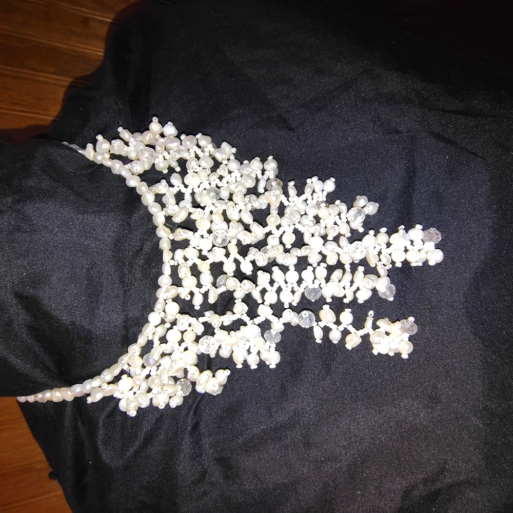 Elegant Pearl Statement Necklace